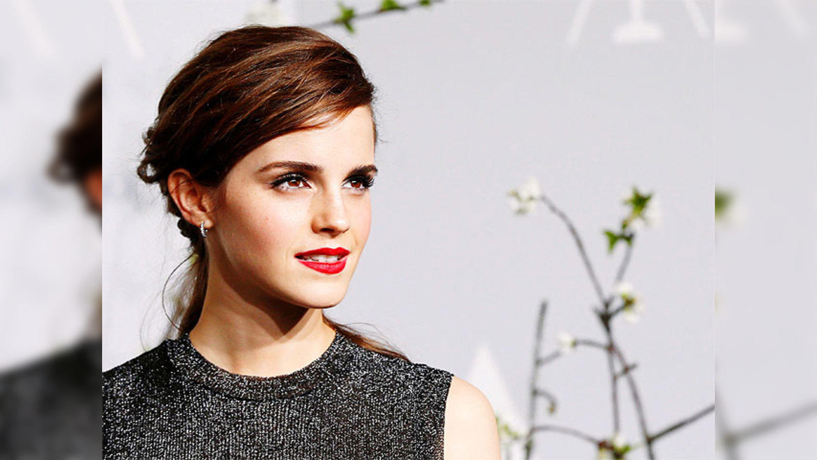 Hacker threatens to leak Emma Watson's nude pictures - The Economic Times