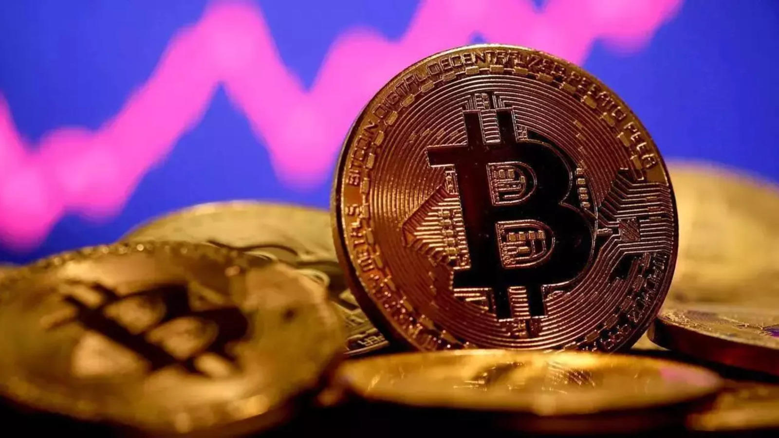 bitcoin: Bitcoin enters teenage, turns Rs 1,000 in Rs 76.4 cr in 13 years -  The Economic Times