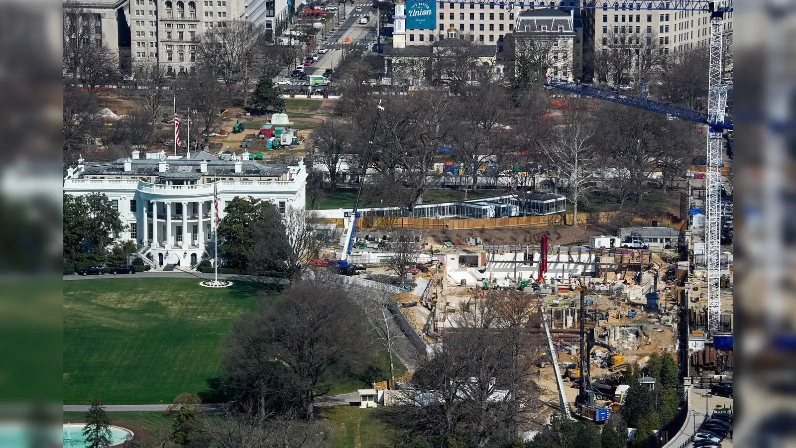 Trump's team asks appeals court to pause order halting White House ballroom construction