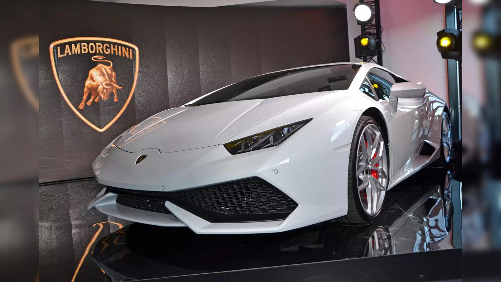 lamborghini Lamborghini to deploy hybrid tech across model range ...