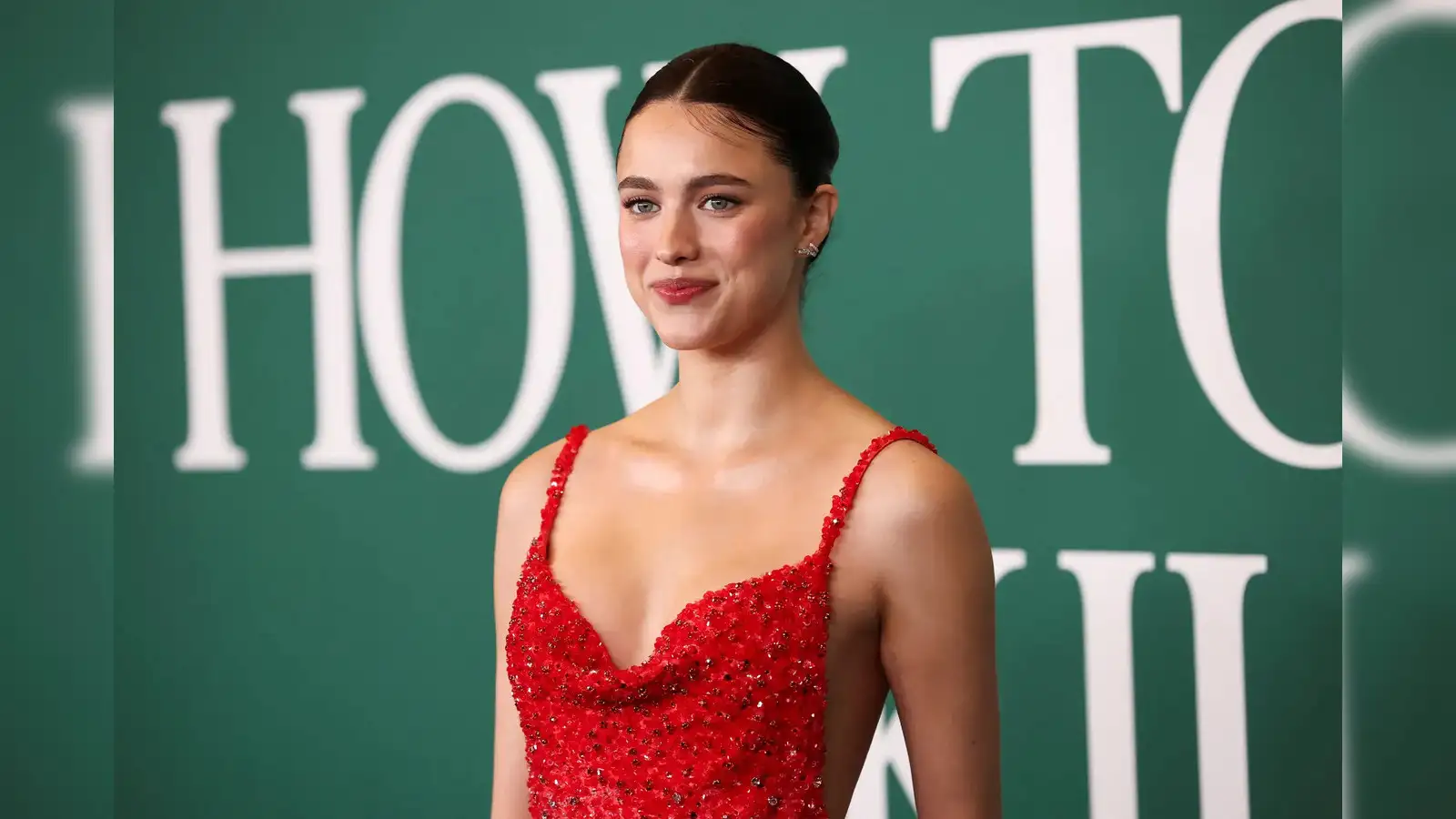 Sabrina Carpenter drops “House Tour” music video; Margaret Qualley headlines visual buzz