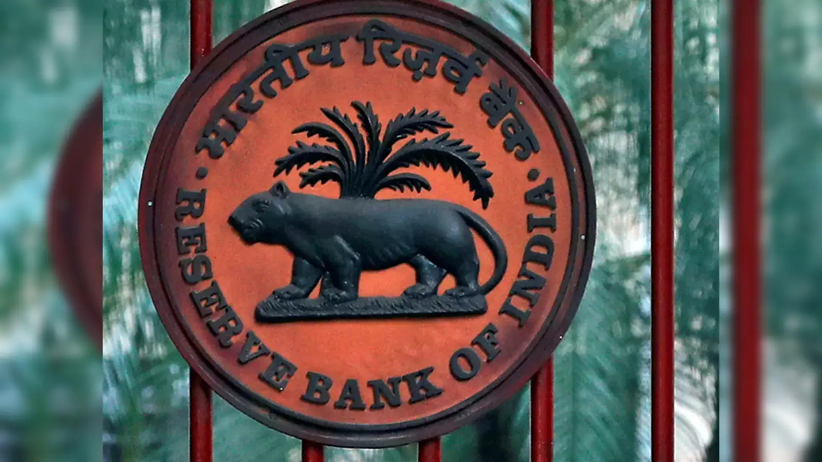 Tweak rule to facilitate same-day settlement of FPI trades: Bankers - The  Economic Times