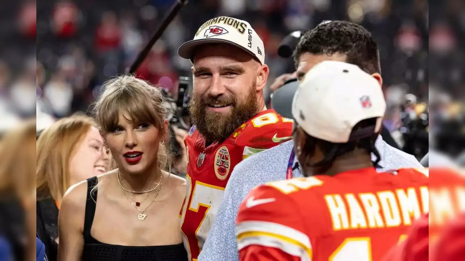Fan Reactions: From Excitement to Emotion