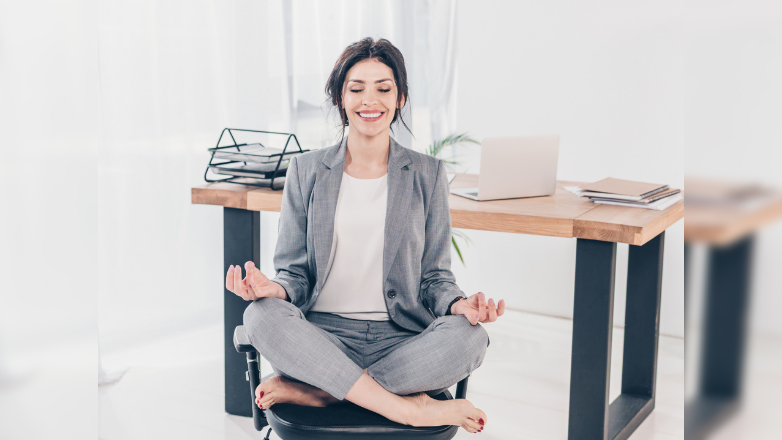 6 Office Yoga Poses for a Quick 