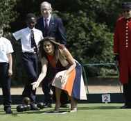 Melania Trump tries hand at lawn bowls during solo London outing