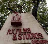 Kapoor family is selling the R K Studios, Rishi Kapoor confirms