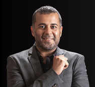 The Winning Formula: 5 Tips That Chetan Bhagat Has Bookmarked