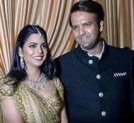 Watch: Isha Ambani-Anand Piramal's star-studded wedding reception in Mumbai