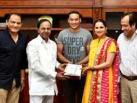Anam Asad Wedding: Azharuddin's son Asad weds Sania Mirza's sister ...
