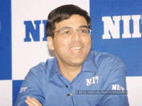 chess: For all the Chess romantics: Viswanathan Anand released his book  'Mind Masters' on Friday - The Economic Times