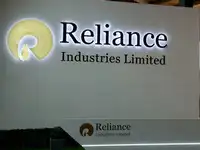 Reliance Industries to raise Rs 12,500 crore via five-year bonds