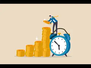 Image for What is the best way to invest in gold monthly with a modest salary?