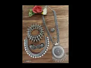 Image for From Garba Nights to Dandiya Beats: 10 Best Navratri Jewellery for Women in India 2026