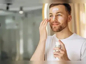 Image for Top 8 Sunscreens for Indian Men That Don’t Feel Sticky