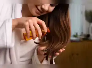 Image for 12 Hair Oils: Unlock Stunning Hair with These 12 Luxurious Hair Oils