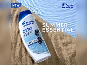 Image for The Best Deep-Cleansing Shampoo That Targets Oily Sticky Dandruff at the Source