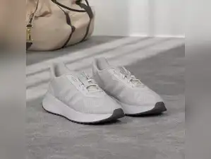 Image for Discover the Perfect White Sports Shoes for women for Style & Support