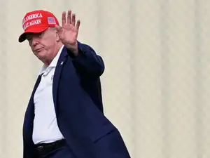 Image for Trump administration's visa pause for 75 countries struck down by US court