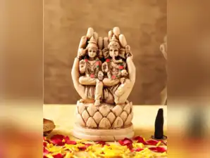 Image for 10 Beautiful Lakshmi Ganesh Idols to Bring Home This Diwali