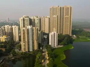 Image for Builder homebuyer dispute: Should homebuyers choose arbitration or RERA for quicker resolution?