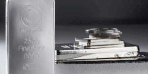 Silver futures up on spot demand