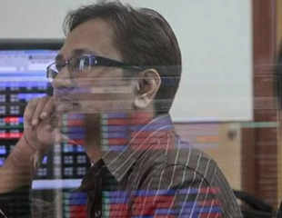 Sensex lost more than 2000 points in a week. What should mutual fund investors do?