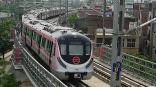 DMRC to launch shopping, recharge app for metro
