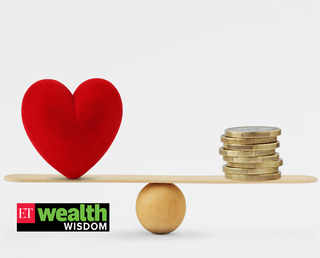 money: 10 financial warning signs to watch out for when in a relationship -  The Economic Times