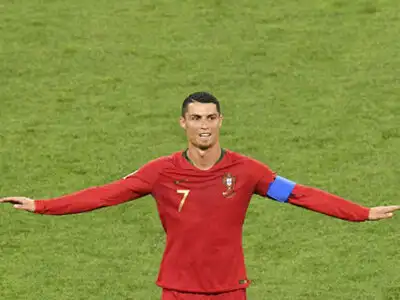 Taremi Ronaldo : Champions League Haaland Und Mbappe Laufen Messi Und