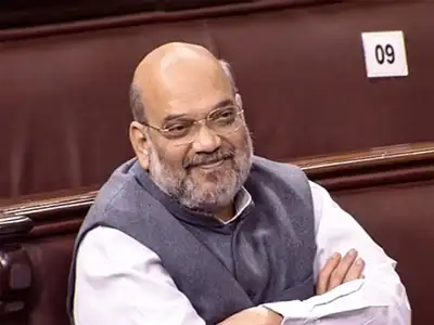 Amit Shah rejects Chowdhury's claim that he sat on Tagore's chair, takes a swipe at Congress leaders Amit Shah rejects Chowdhury's claim that he sat on Tagore's chair, takes a swipe at Congress leaders