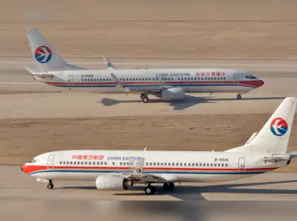 最終値下げ中　日本航空 Boeing737-800 JAPAN AIRLINES (JAL) - 今日もボーイング737-800は真夏の太陽に
