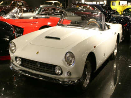 Classic Ferrari set to become world's most expensive cars