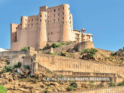 Bishangarh fort and its menu will remind you of old cooking techniques of Rajasthan