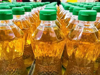 Top buyer India's Oct palm oil, soyoil imports hit multi-month lows