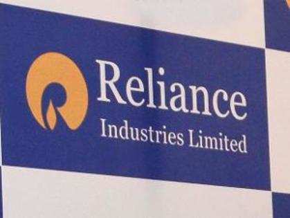 Reliance Industries eyes LPG customers who have surrendered subsidy