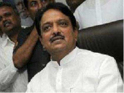 CAG report indicts Vilasrao, Bhujbal, Rane for securing cheap land; Lavasa project also criticised