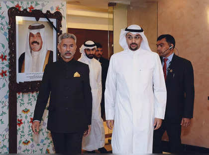 EAM S Jaishankar visits Kuwaiti mission, condoles demise of Emir