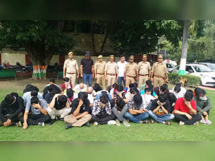 Noida call centre dupes lakhs of Americans; 84 arrested including 38 women