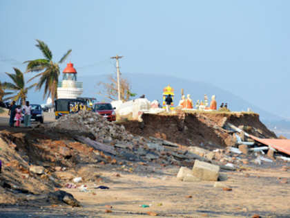 Calamities like Hudhud, Nilofar likely to contribute to insurance claims of over Rs 5,000 crore