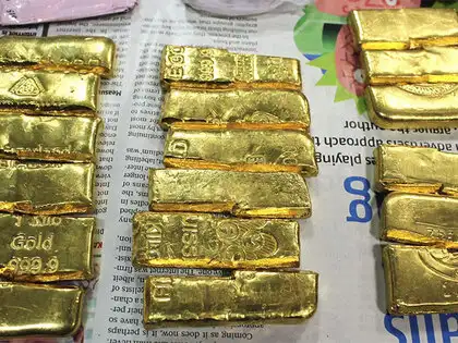Income Tax department recovers Rs 73 crore cash, 100 kg of gold bars in Chennai