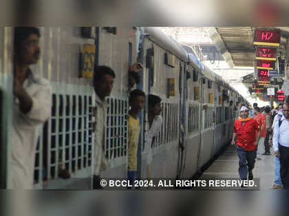 Railways asked to file status report on quality of water supplied to passengers