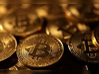 Bitcoin holds above $104k as Fed signals hawkish pause; Altcoins trade mixed