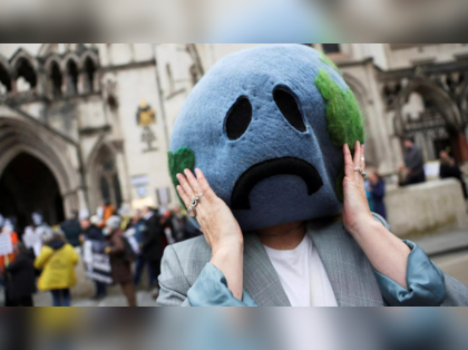 Climate protesters can't rely on beliefs in criminal damage cases, UK court rules
