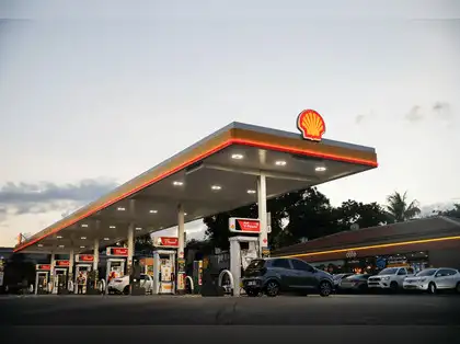 Shell to buy Canada's ARC in output-boosting $16.4 billion deal