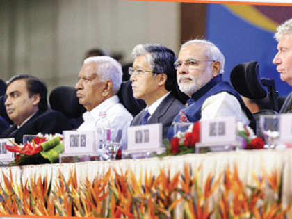 Vibrant Gujarat Summit 2013: Ports and tourism sectors bag Rs 1 lakh crore investments on first day of summit