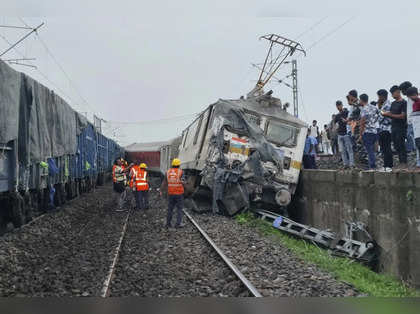 India rail accidents: A happy journey or a fatal one? 17 lives lost, hundreds injured in 6 weeks