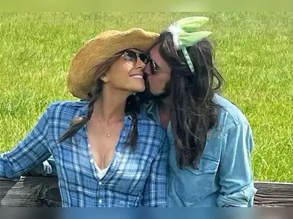 Elizabeth Hurley and Billy Ray Cyrus spark romance rumors with Easter  Instagram post - The Economic Times