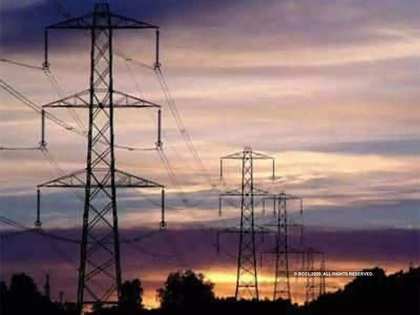 Discoms' outstanding dues to gencos fall 15.25% to Rs 82,305 cr in May