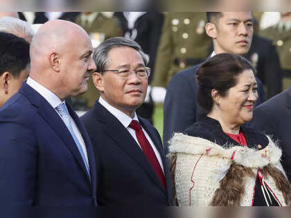 China ready to work with New Zealand to upgrade ties as Chinese Premier Li visits Wellington
