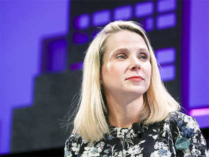 As board weighs in, bell tolls for Yahoo chief